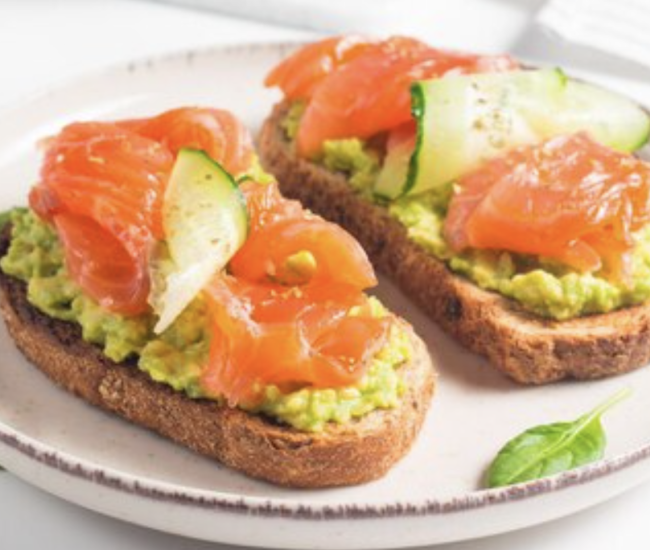 healthy lunches for weight loss salmon avocado toast